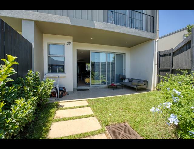 3 BEDROOM TOWNHOUSE FOR SALE IN ZULULAMI LUXURY COASTAL ESTATE